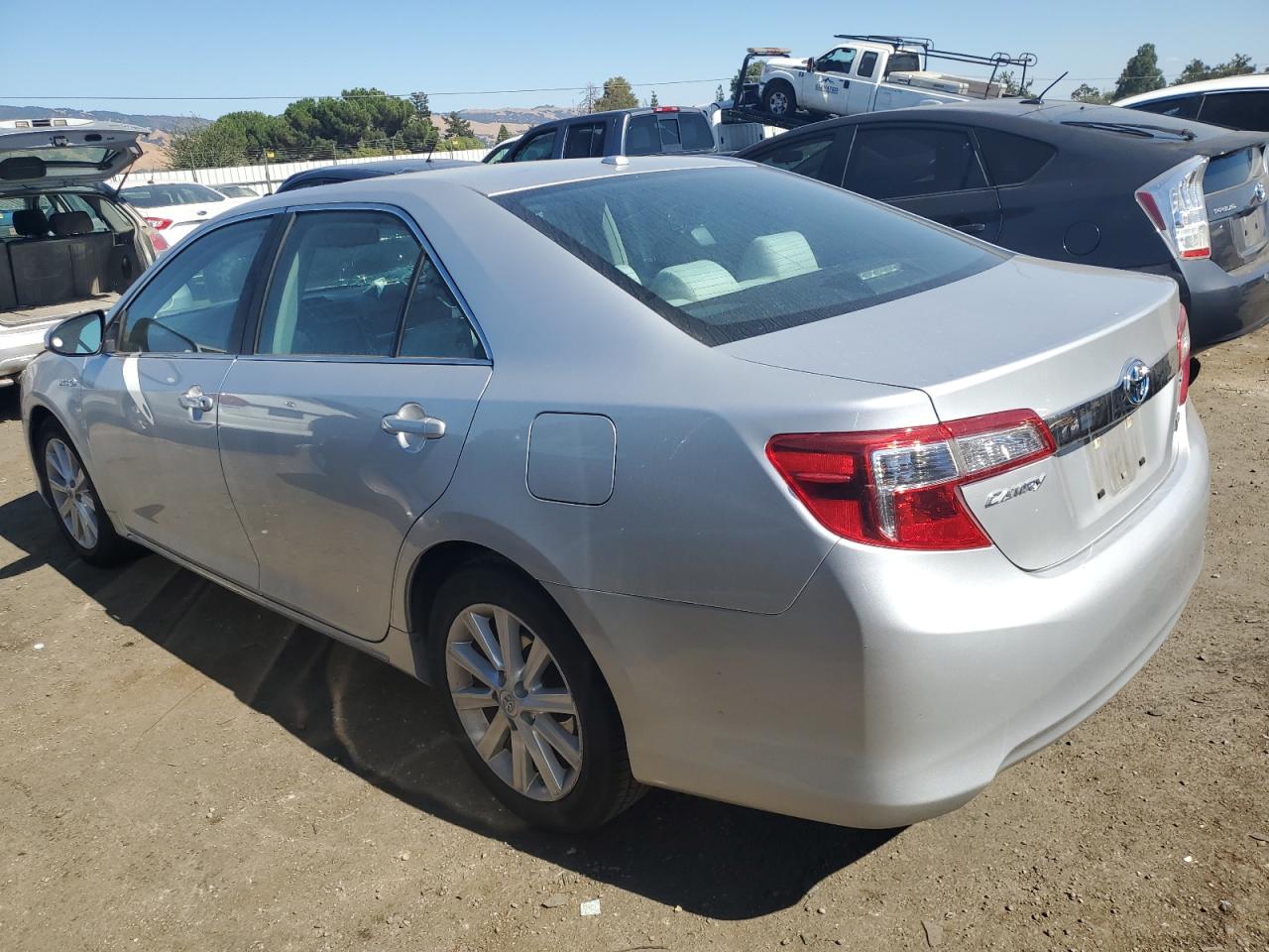 Photo 1 VIN: 4T1BD1FK9CU045152 - TOYOTA CAMRY 