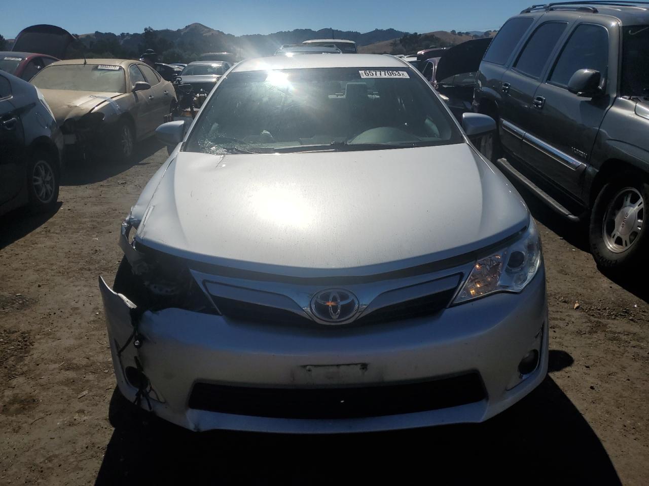 Photo 4 VIN: 4T1BD1FK9CU045152 - TOYOTA CAMRY 