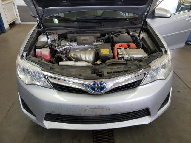 Photo 6 VIN: 4T1BD1FK9CU050058 - TOYOTA CAMRY HYBR 