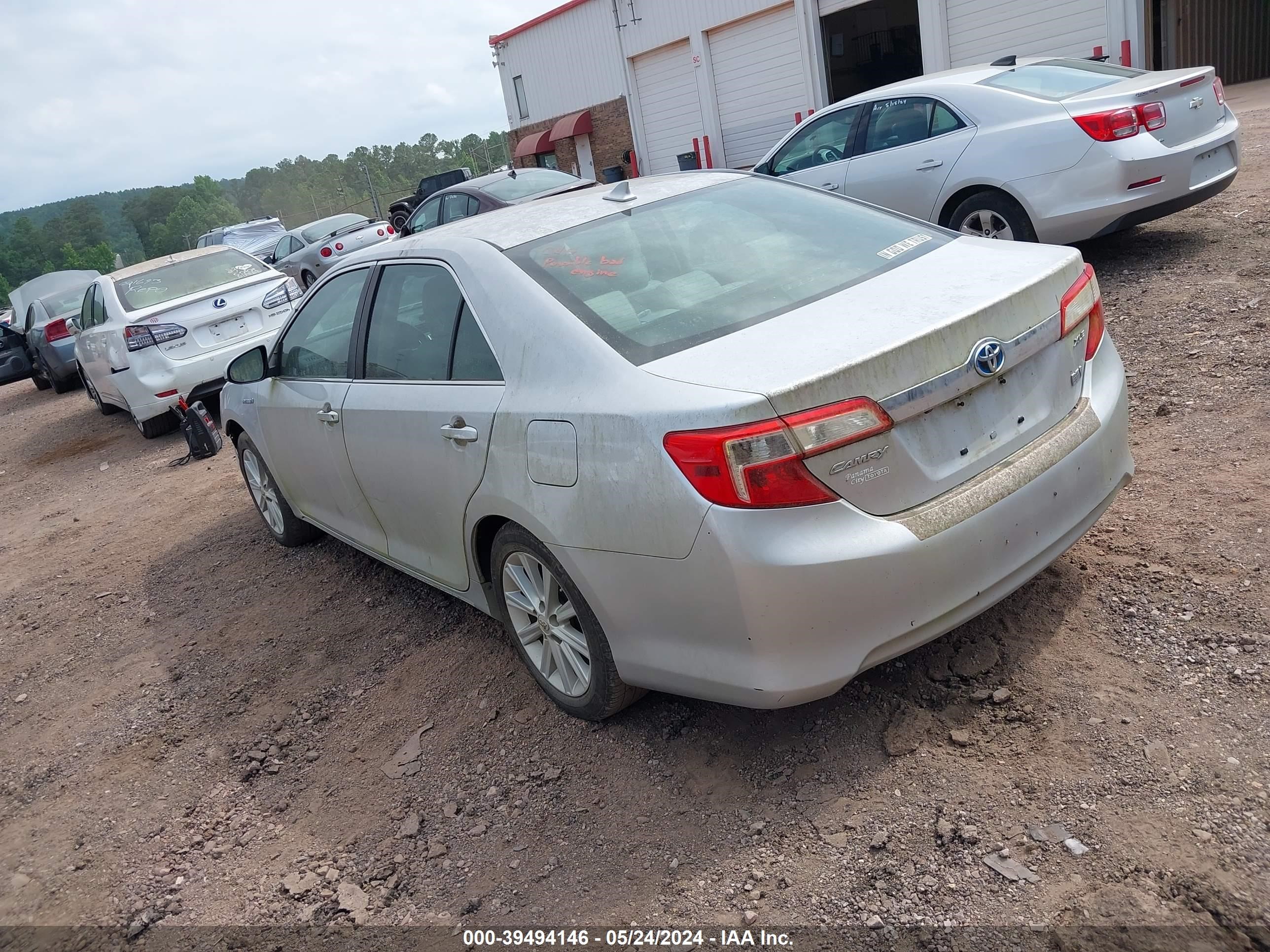 Photo 2 VIN: 4T1BD1FK9EU105885 - TOYOTA CAMRY 