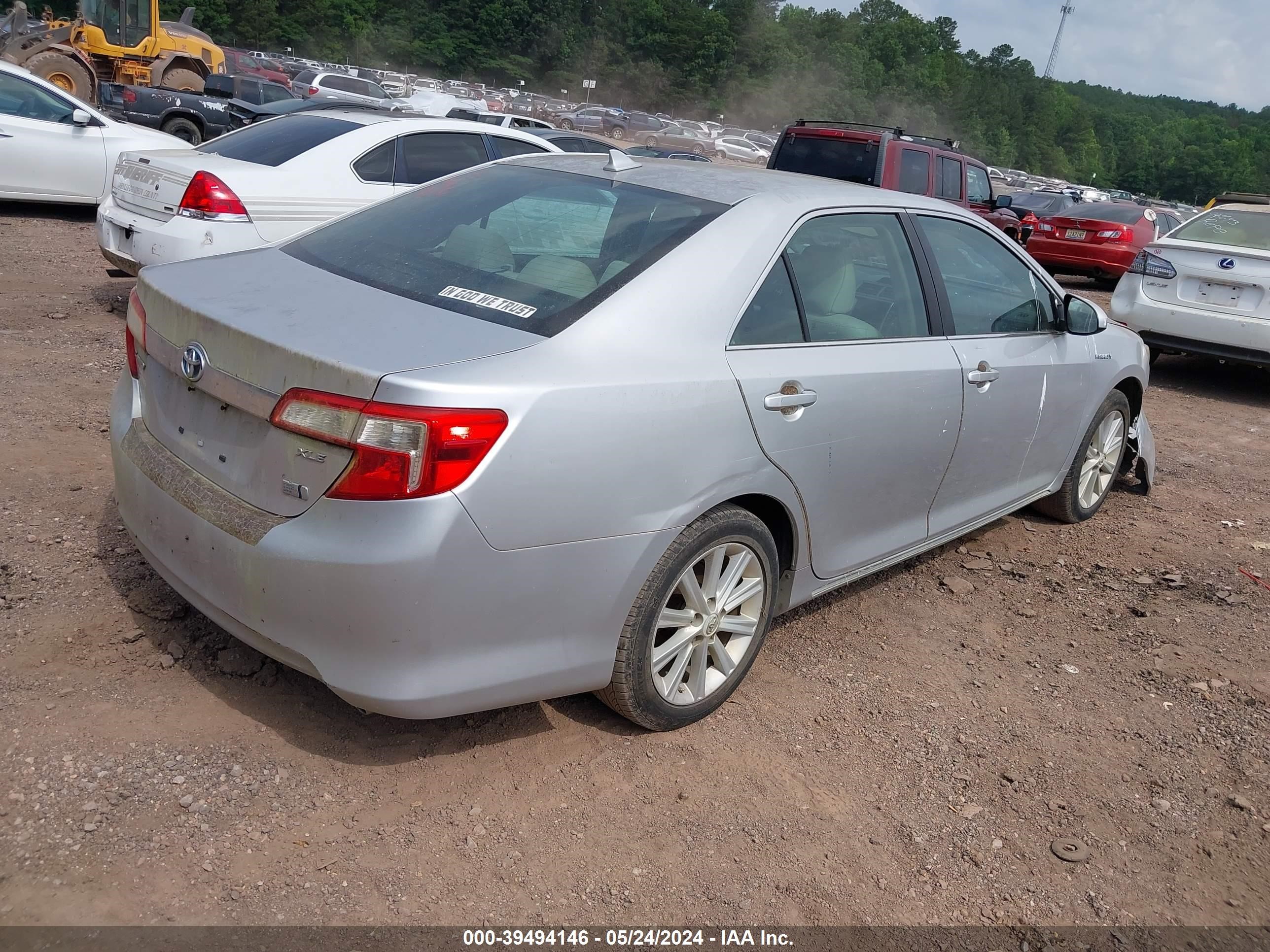 Photo 3 VIN: 4T1BD1FK9EU105885 - TOYOTA CAMRY 