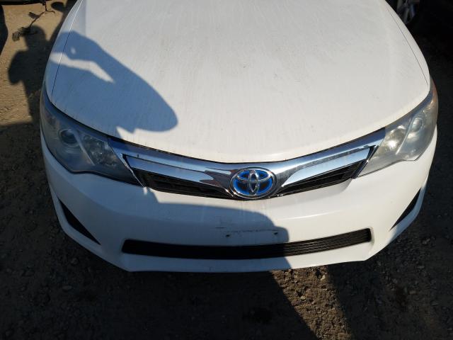 Photo 6 VIN: 4T1BD1FK9EU124131 - TOYOTA CAMRY HYBR 