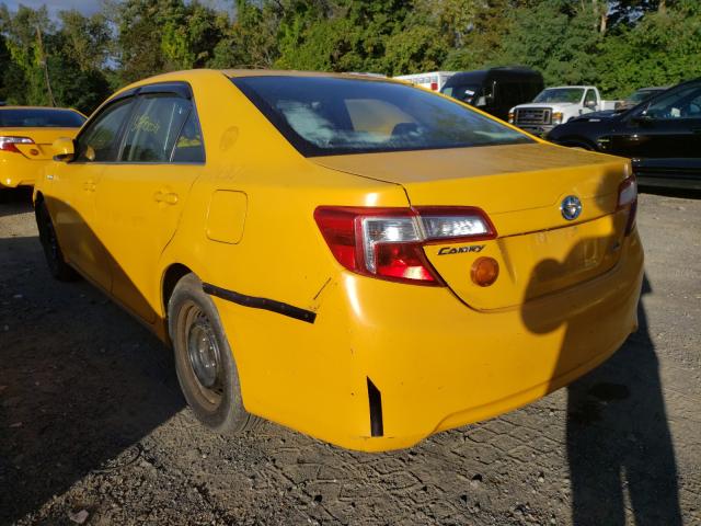 Photo 2 VIN: 4T1BD1FKXDU072751 - TOYOTA CAMRY HYBR 