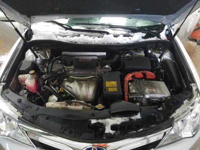 Photo 6 VIN: 4T1BD1FKXDU077111 - TOYOTA CAMRY HYBR 