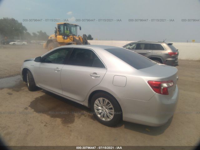 Photo 2 VIN: 4T1BD1FKXDU080011 - TOYOTA CAMRY HYBRID 