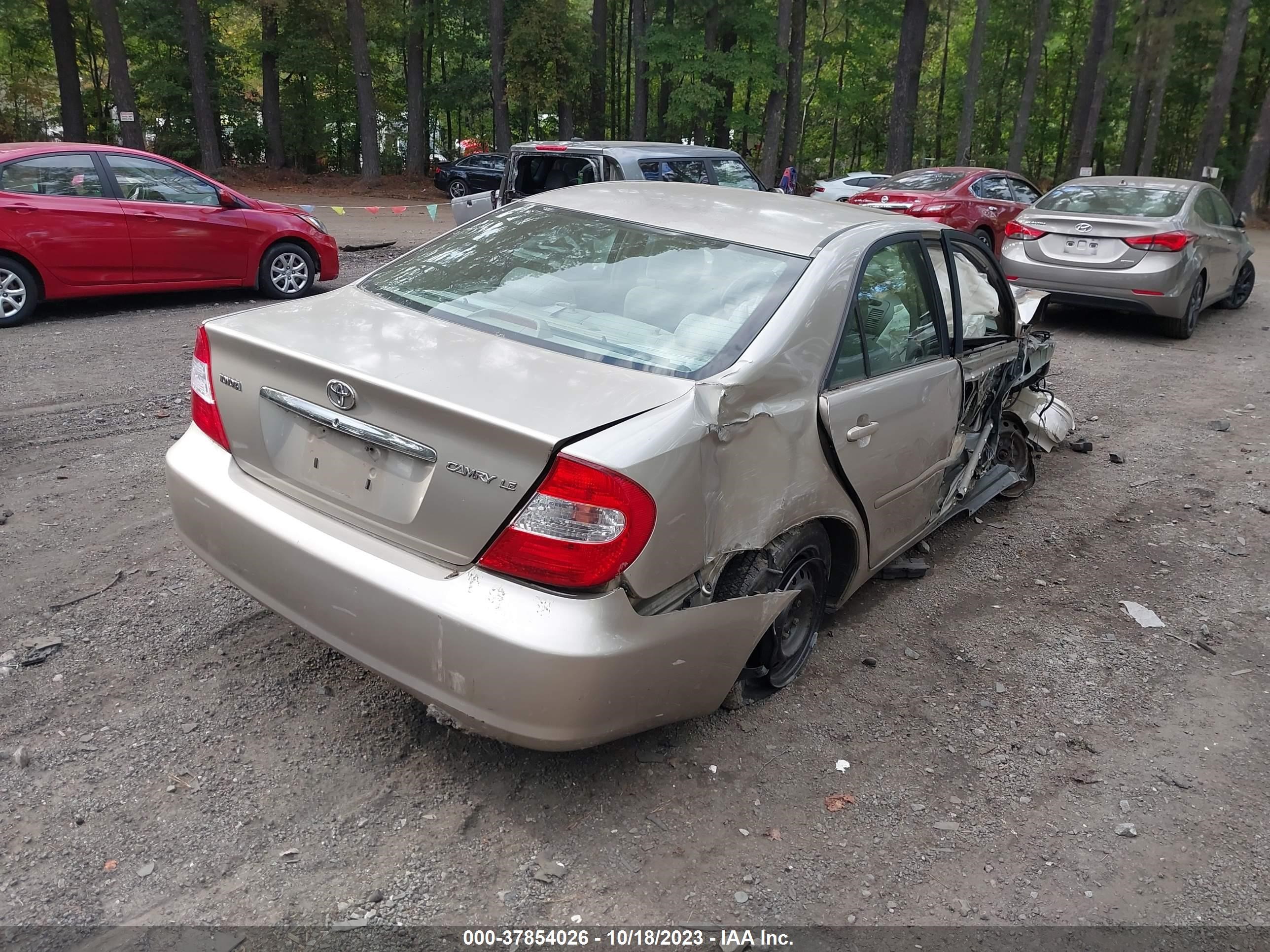 Photo 3 VIN: 4T1BE30K03U784007 - TOYOTA CAMRY 