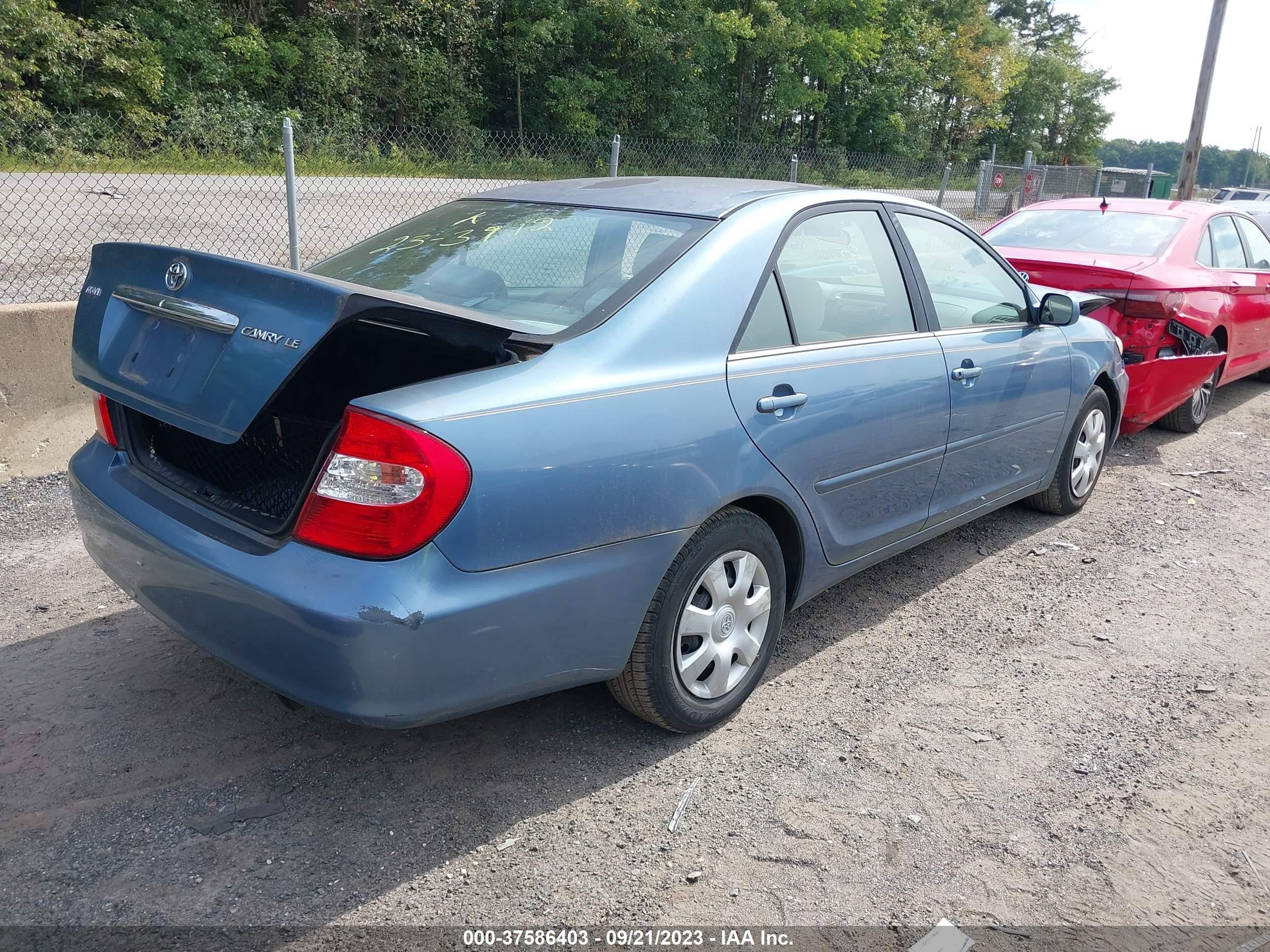 Photo 3 VIN: 4T1BE30K04U836592 - TOYOTA CAMRY 