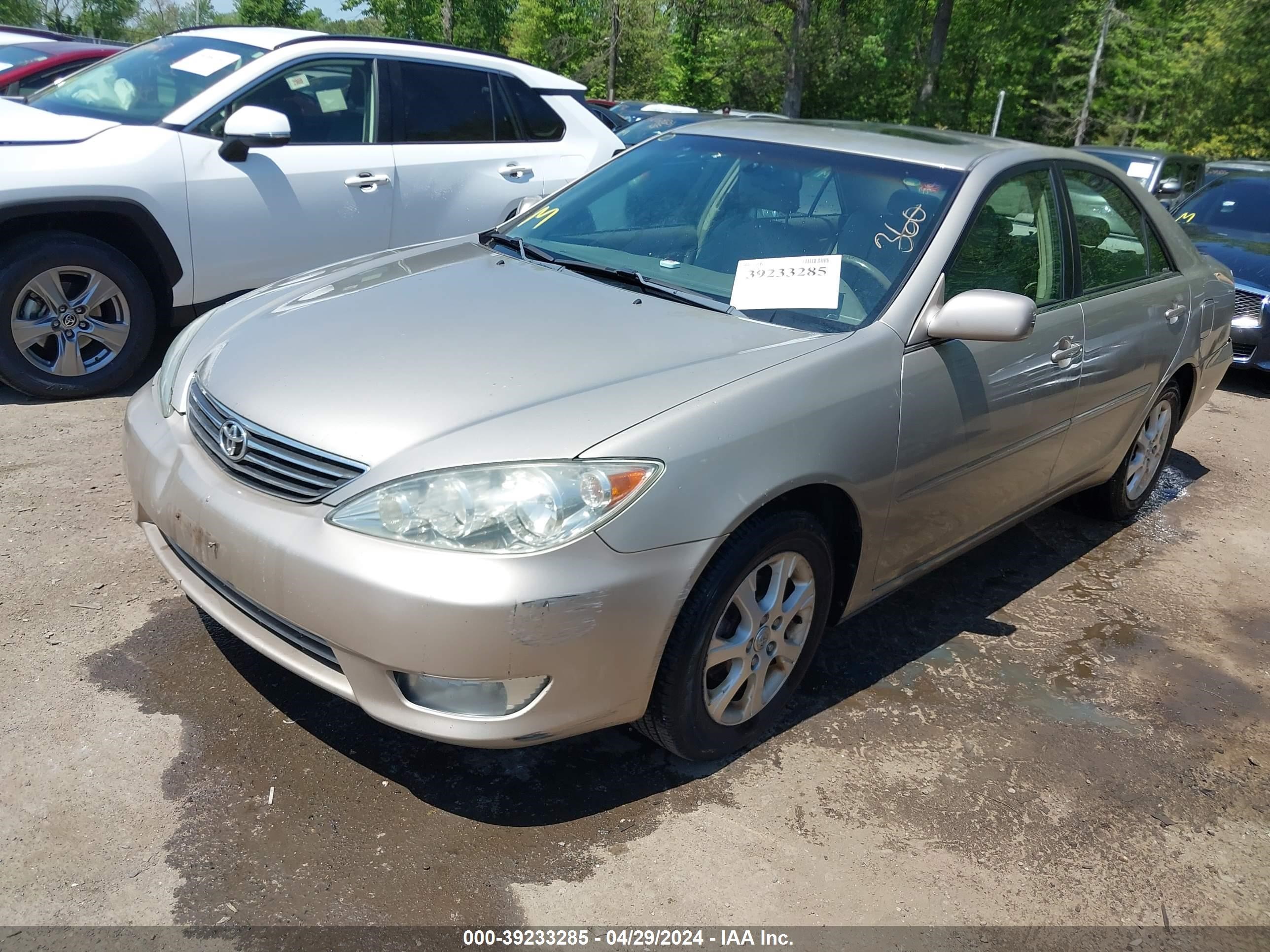 Photo 1 VIN: 4T1BE30K05U014750 - TOYOTA CAMRY 