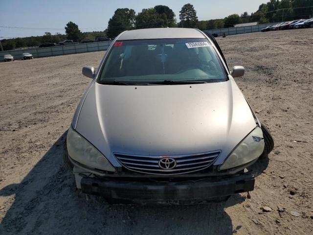 Photo 4 VIN: 4T1BE30K05U393751 - TOYOTA CAMRY LE 