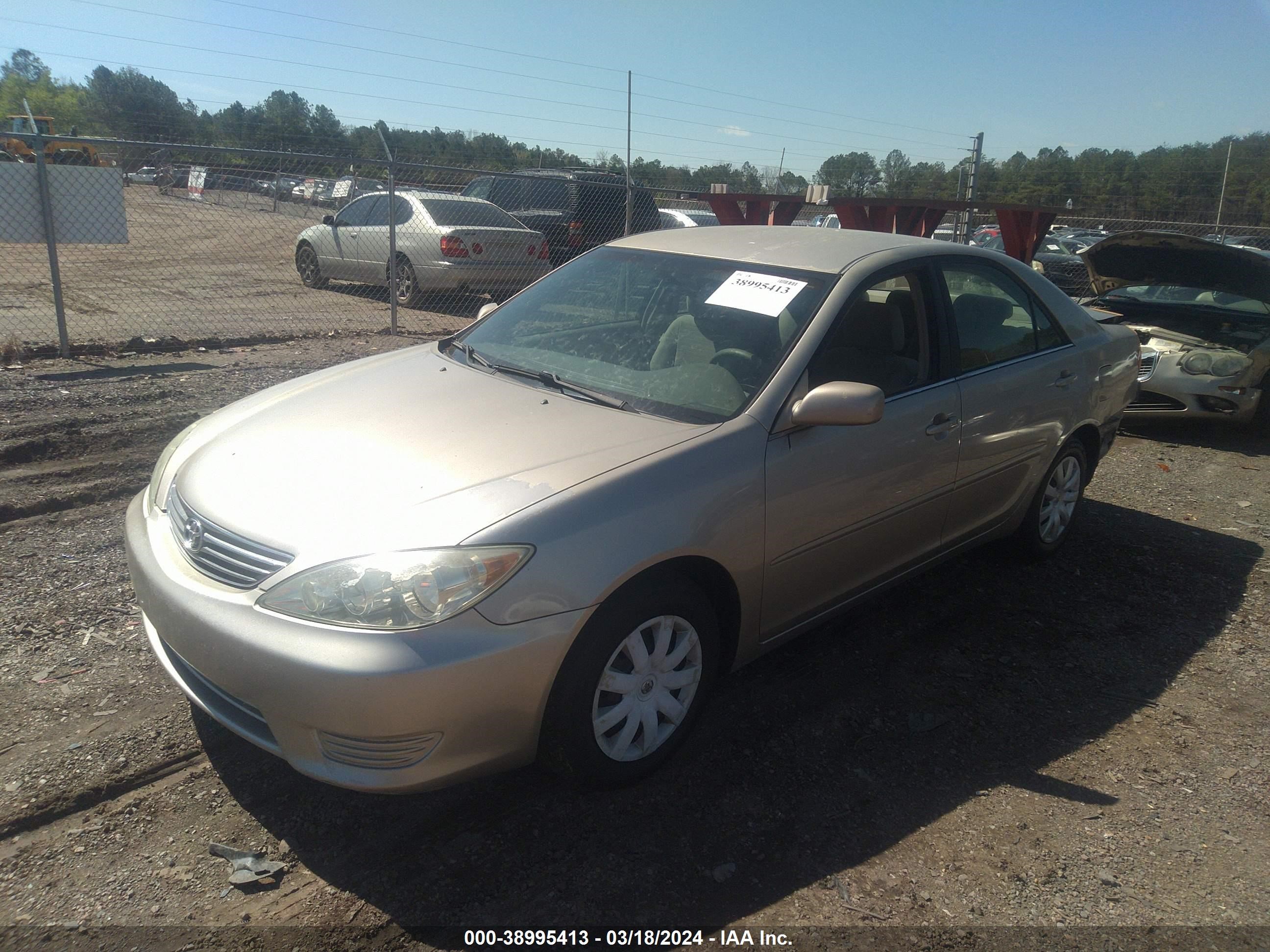 Photo 1 VIN: 4T1BE30K05U424237 - TOYOTA CAMRY 