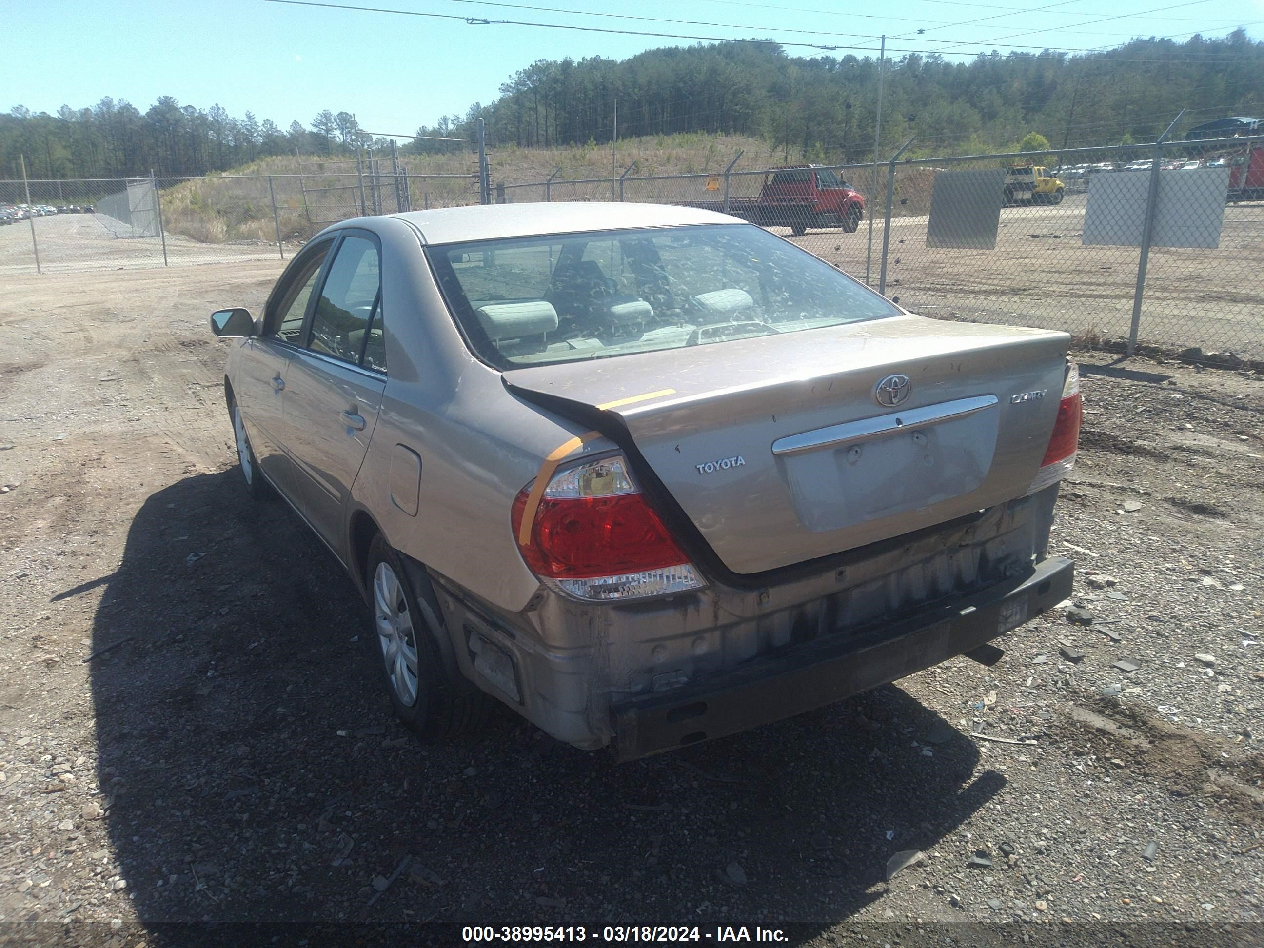 Photo 12 VIN: 4T1BE30K05U424237 - TOYOTA CAMRY 