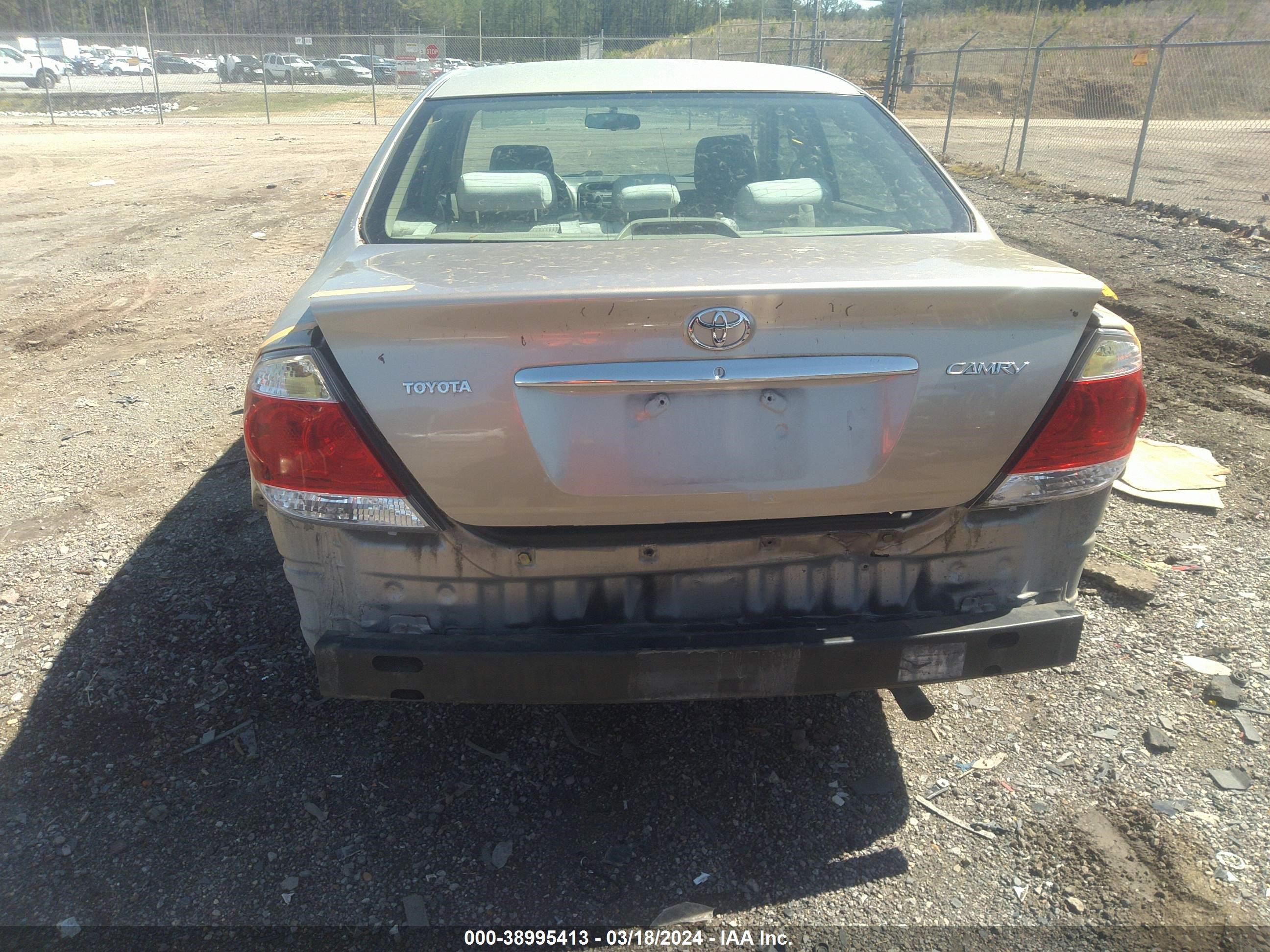 Photo 13 VIN: 4T1BE30K05U424237 - TOYOTA CAMRY 