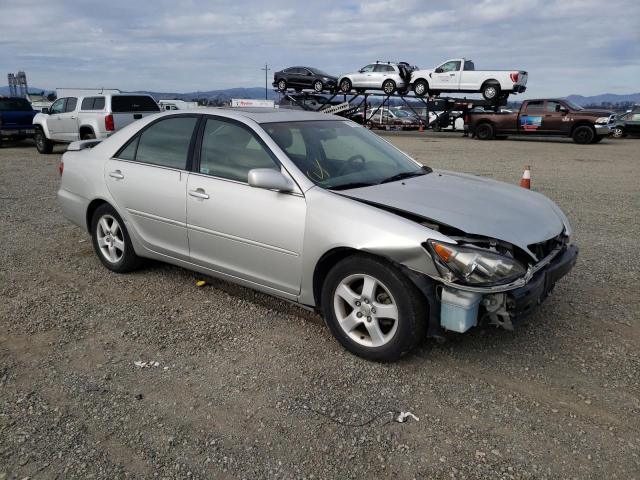 Photo 3 VIN: 4T1BE30K05U981715 - TOYOTA CAMRY 