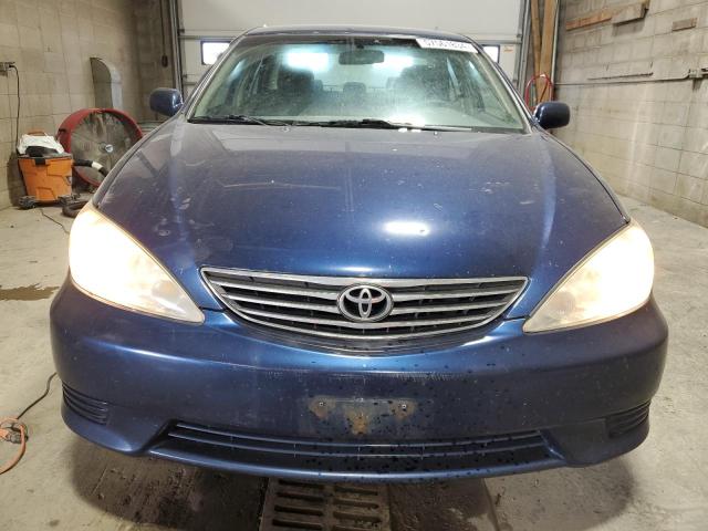 Photo 4 VIN: 4T1BE30K15U022100 - TOYOTA CAMRY 