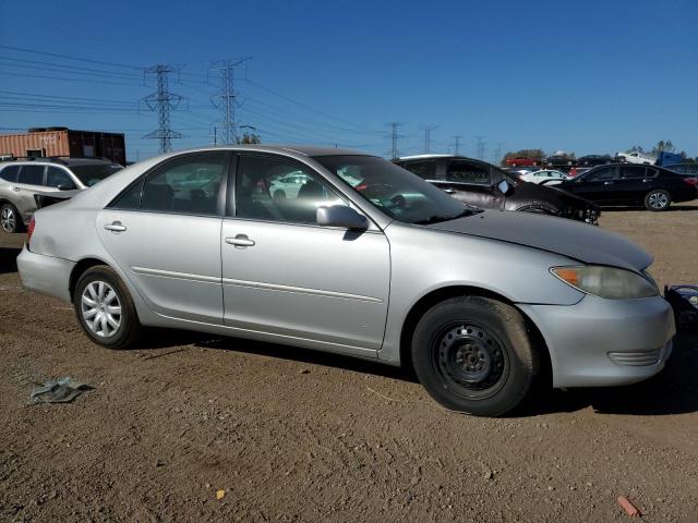 Photo 3 VIN: 4T1BE30K15U026776 - TOYOTA CAMRY LE 