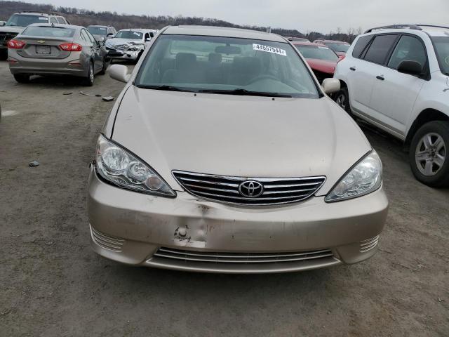 Photo 4 VIN: 4T1BE30K15U516831 - TOYOTA CAMRY 