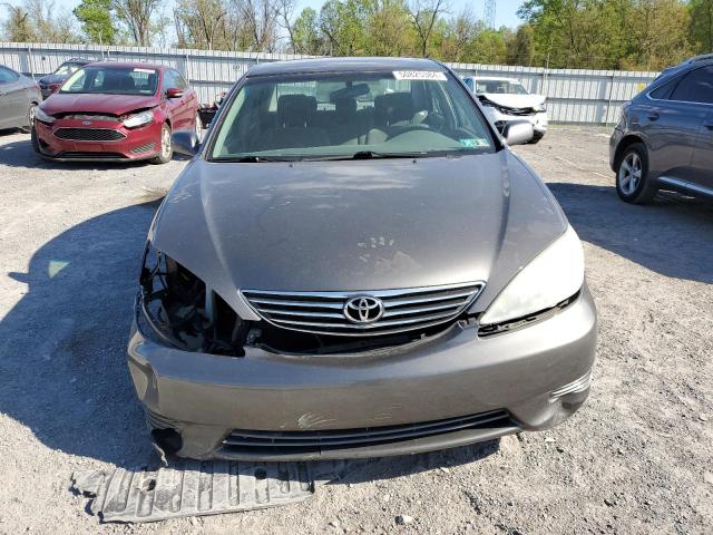 Photo 4 VIN: 4T1BE30K15U518353 - TOYOTA CAMRY 