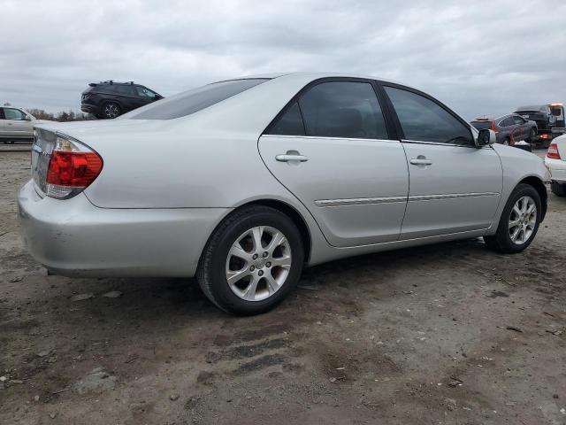 Photo 2 VIN: 4T1BE30K15U532222 - TOYOTA CAMRY LE 