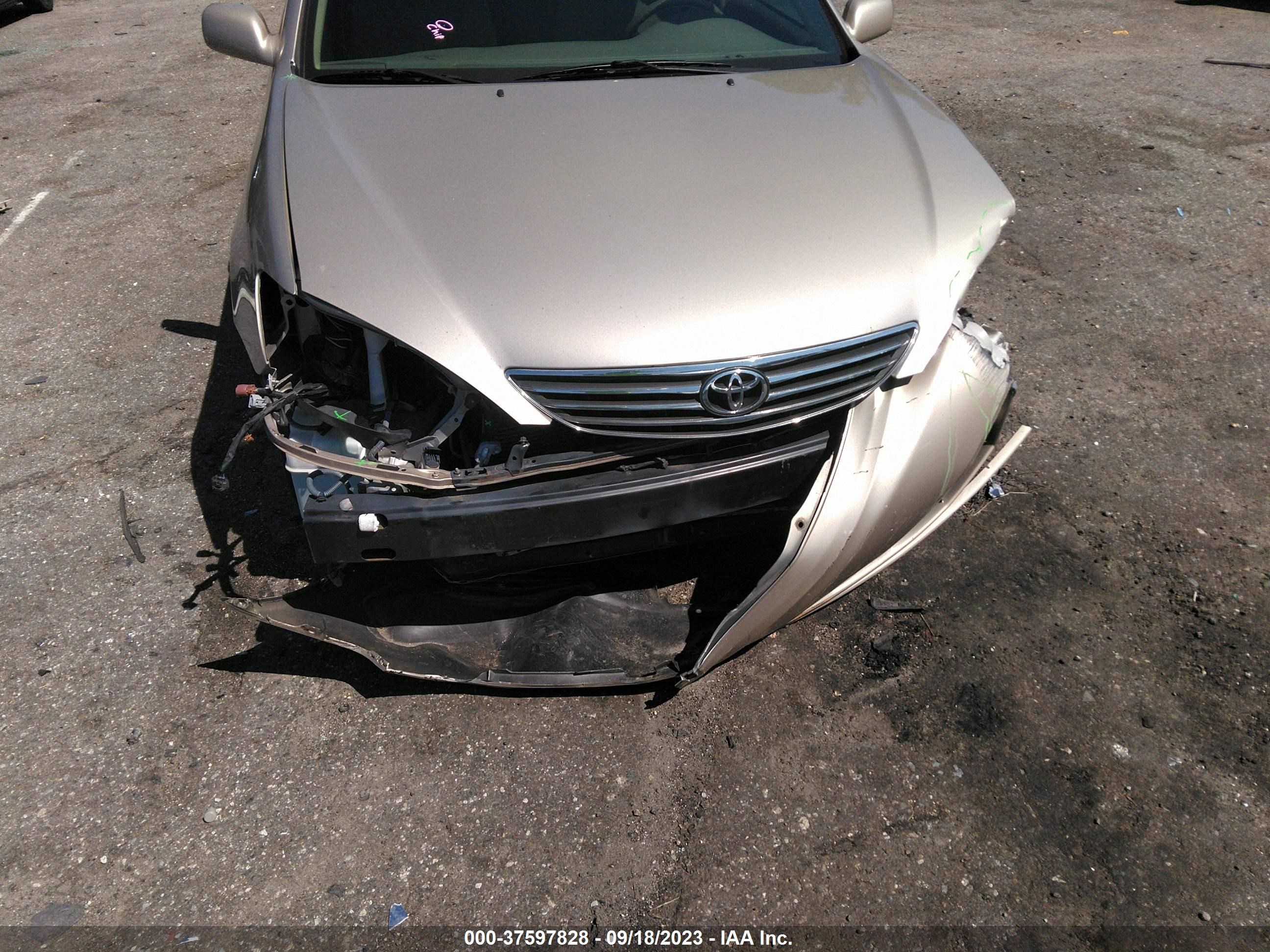 Photo 5 VIN: 4T1BE30K15U580514 - TOYOTA CAMRY 