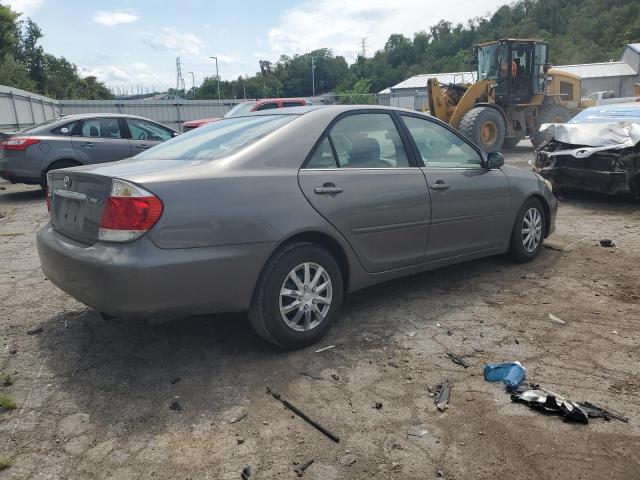 Photo 2 VIN: 4T1BE30K25U615707 - TOYOTA CAMRY 