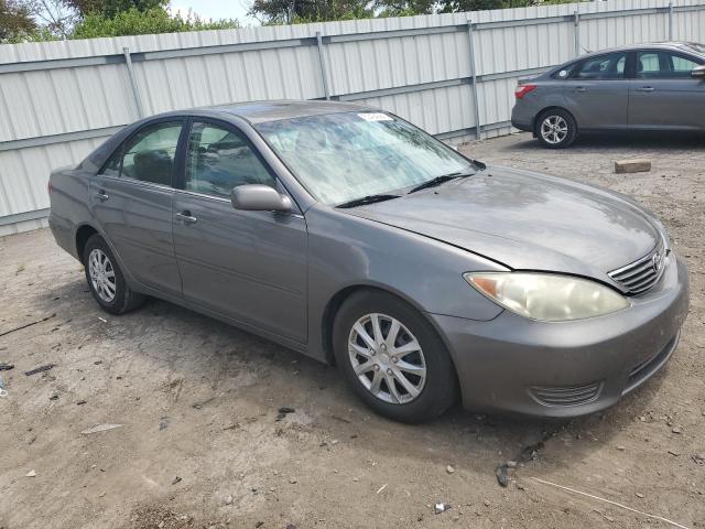 Photo 3 VIN: 4T1BE30K25U615707 - TOYOTA CAMRY 