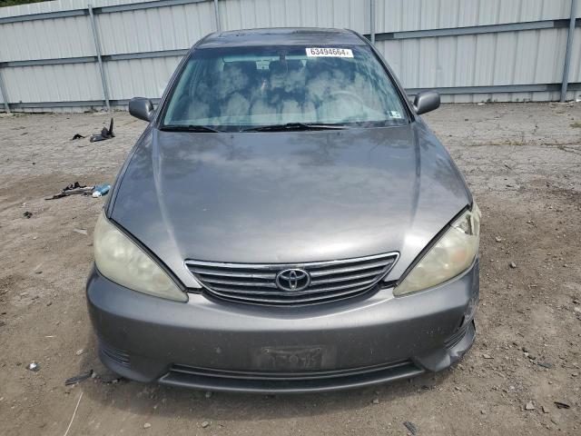 Photo 4 VIN: 4T1BE30K25U615707 - TOYOTA CAMRY 