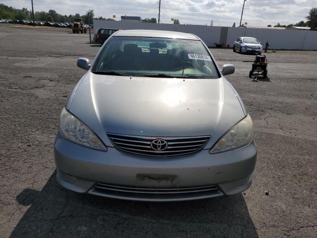 Photo 4 VIN: 4T1BE30K25U624214 - TOYOTA CAMRY 