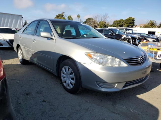 Photo 3 VIN: 4T1BE30K26U689579 - TOYOTA CAMRY 