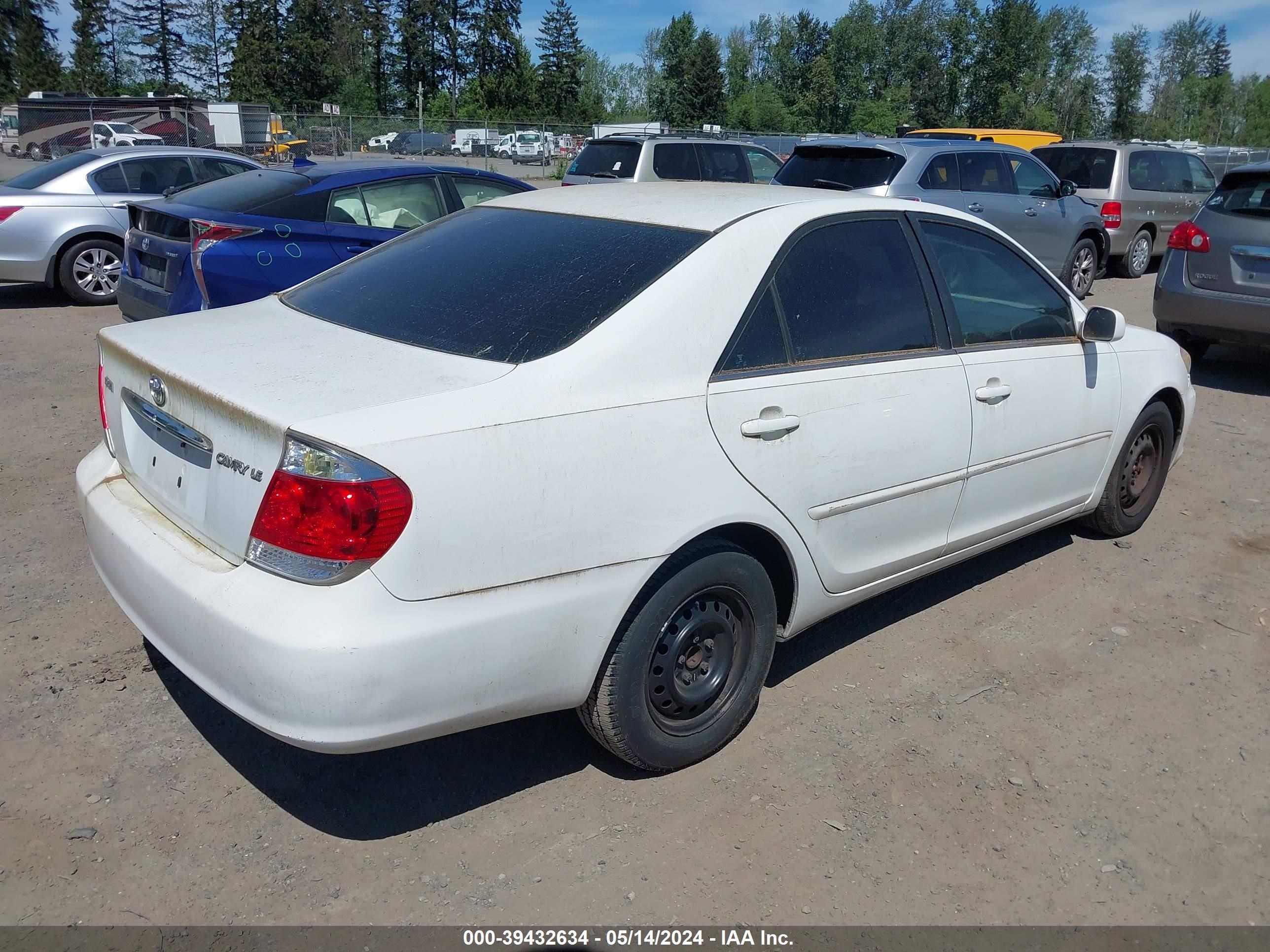 Photo 3 VIN: 4T1BE30K26U732284 - TOYOTA CAMRY 