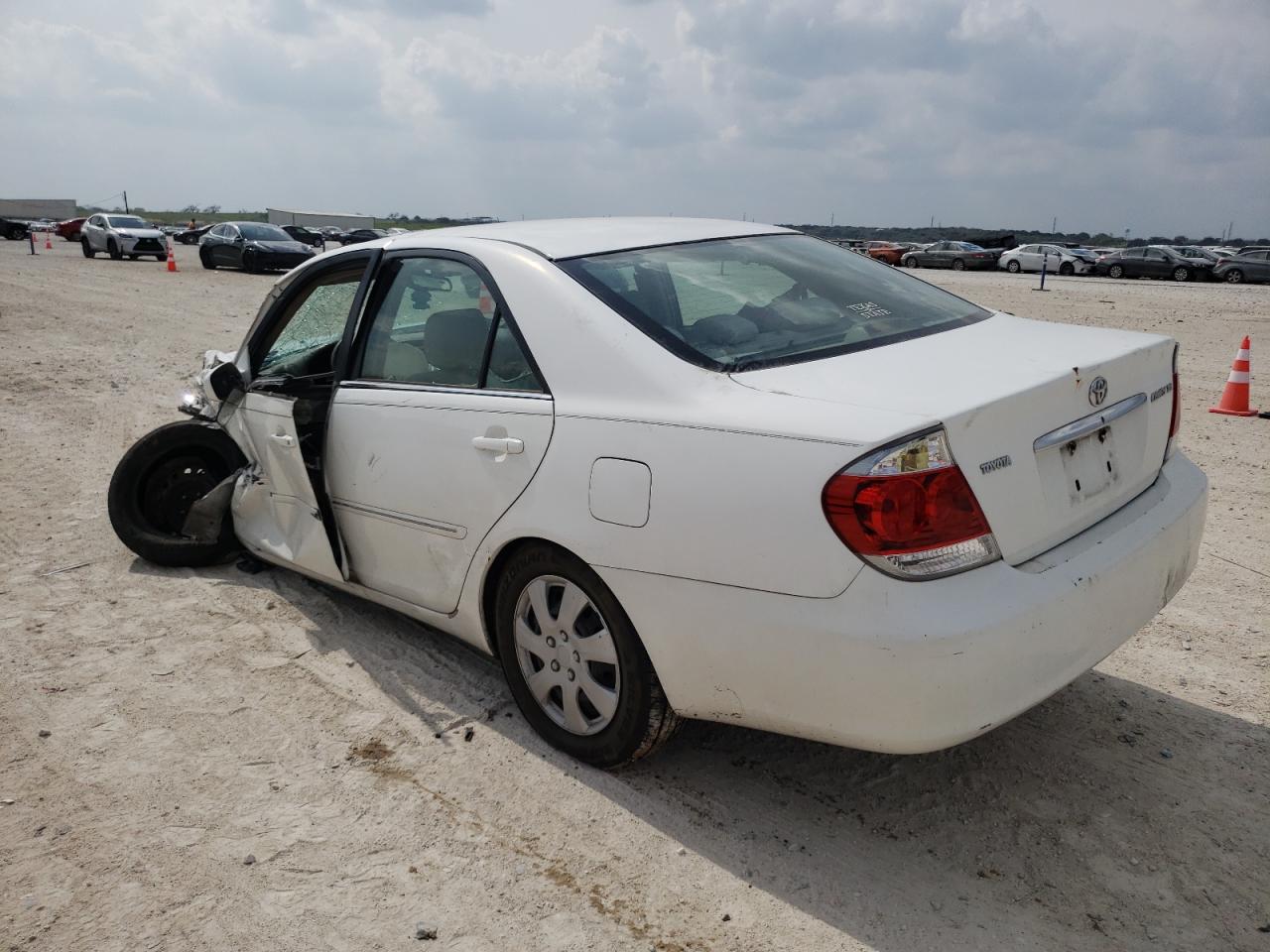 Photo 1 VIN: 4T1BE30K35U012989 - TOYOTA CAMRY 