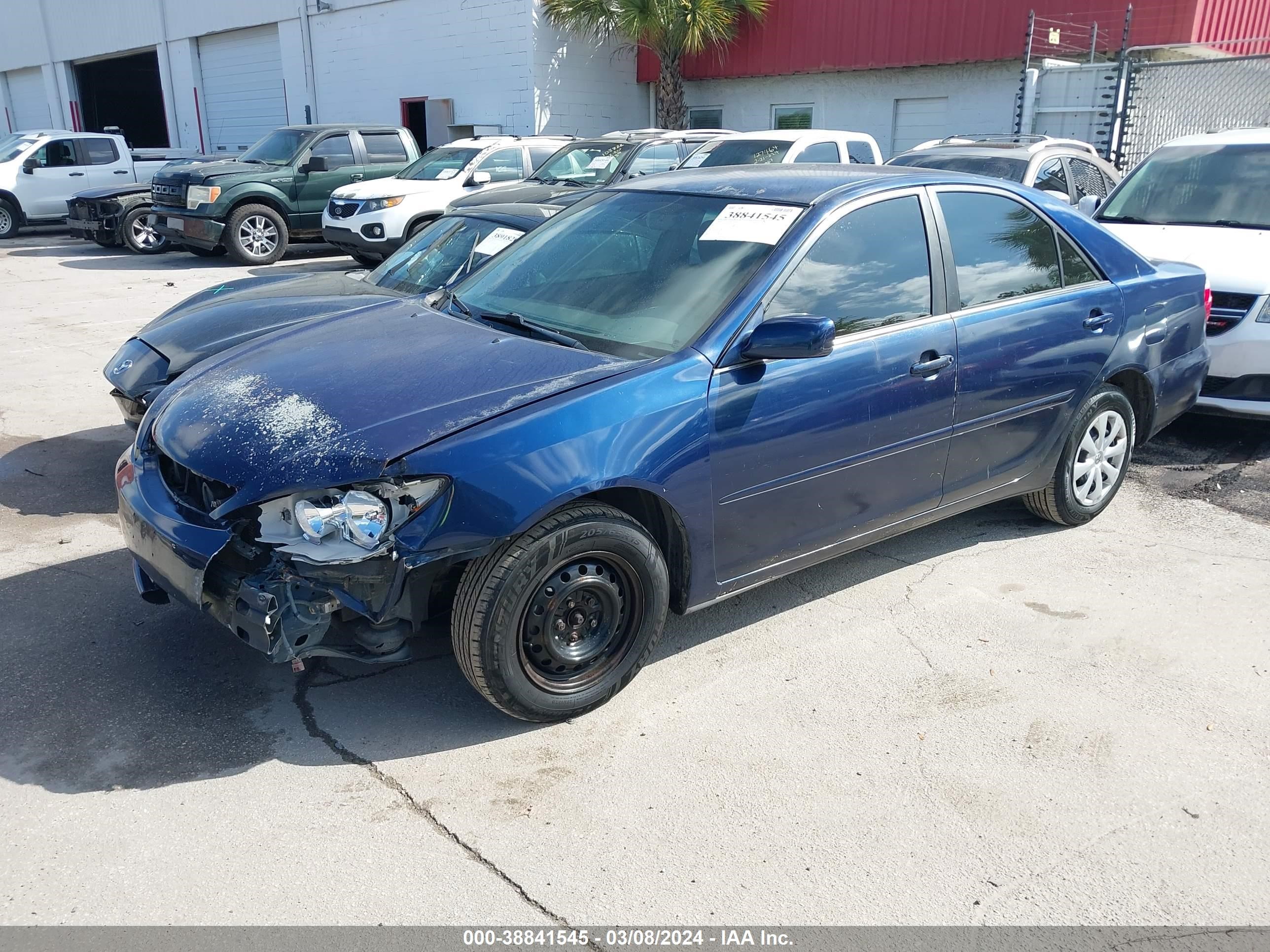 Photo 1 VIN: 4T1BE30K35U061545 - TOYOTA CAMRY 