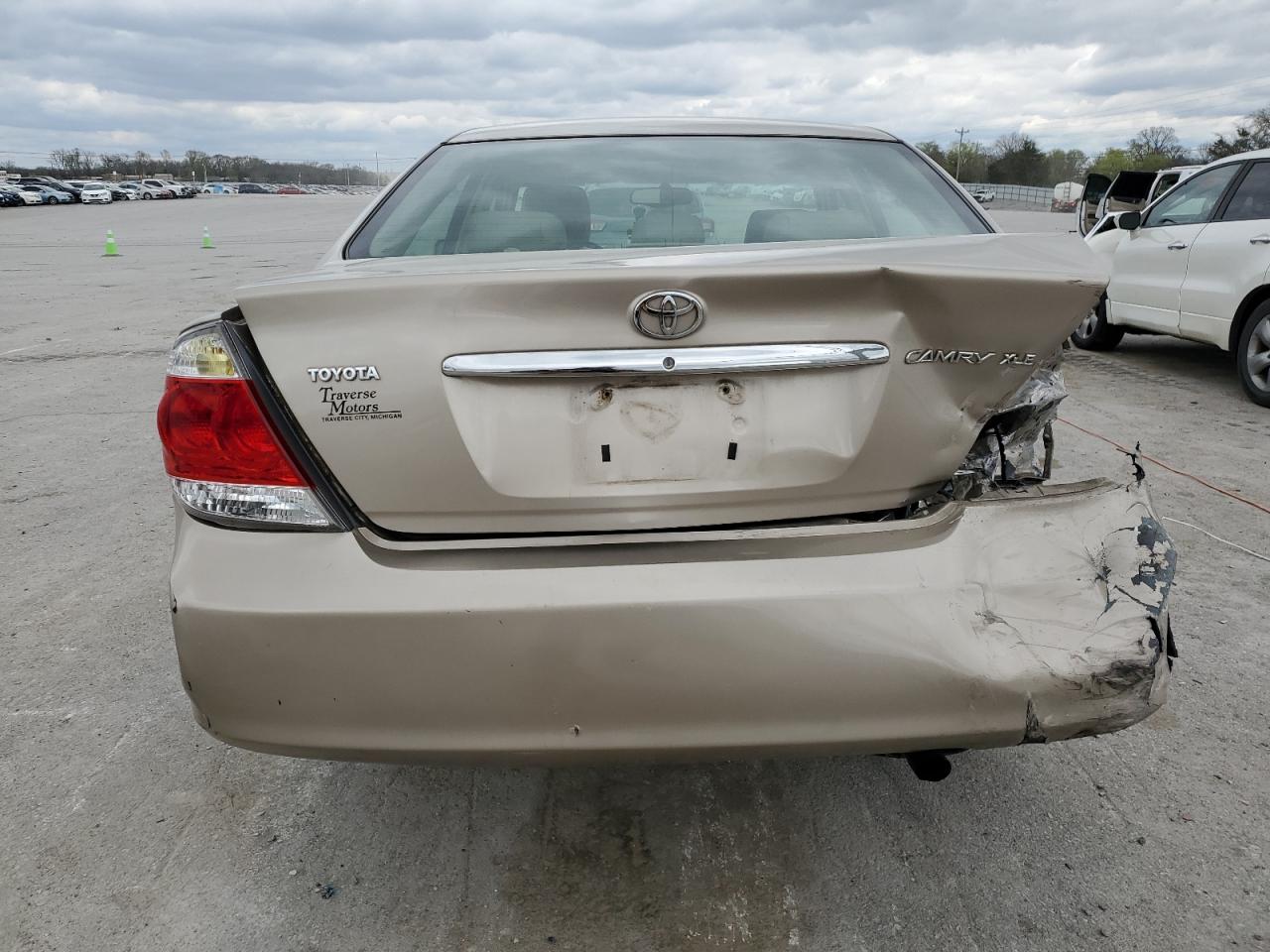 Photo 5 VIN: 4T1BE30K35U416164 - TOYOTA CAMRY 