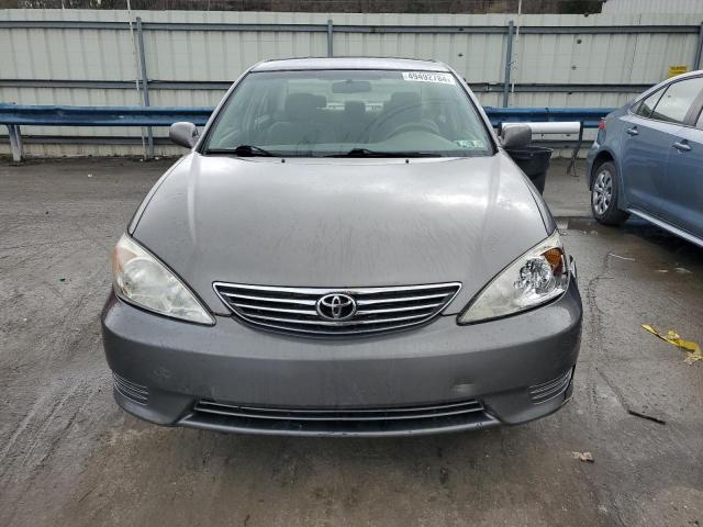 Photo 4 VIN: 4T1BE30K35U516183 - TOYOTA CAMRY 