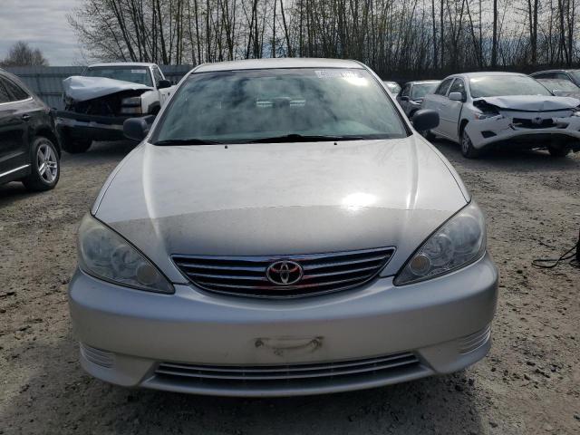 Photo 4 VIN: 4T1BE30K35U524929 - TOYOTA CAMRY 