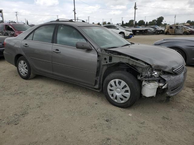 Photo 3 VIN: 4T1BE30K35U628272 - TOYOTA CAMRY 