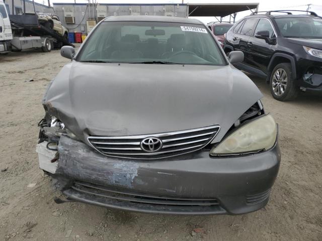 Photo 4 VIN: 4T1BE30K35U628272 - TOYOTA CAMRY 