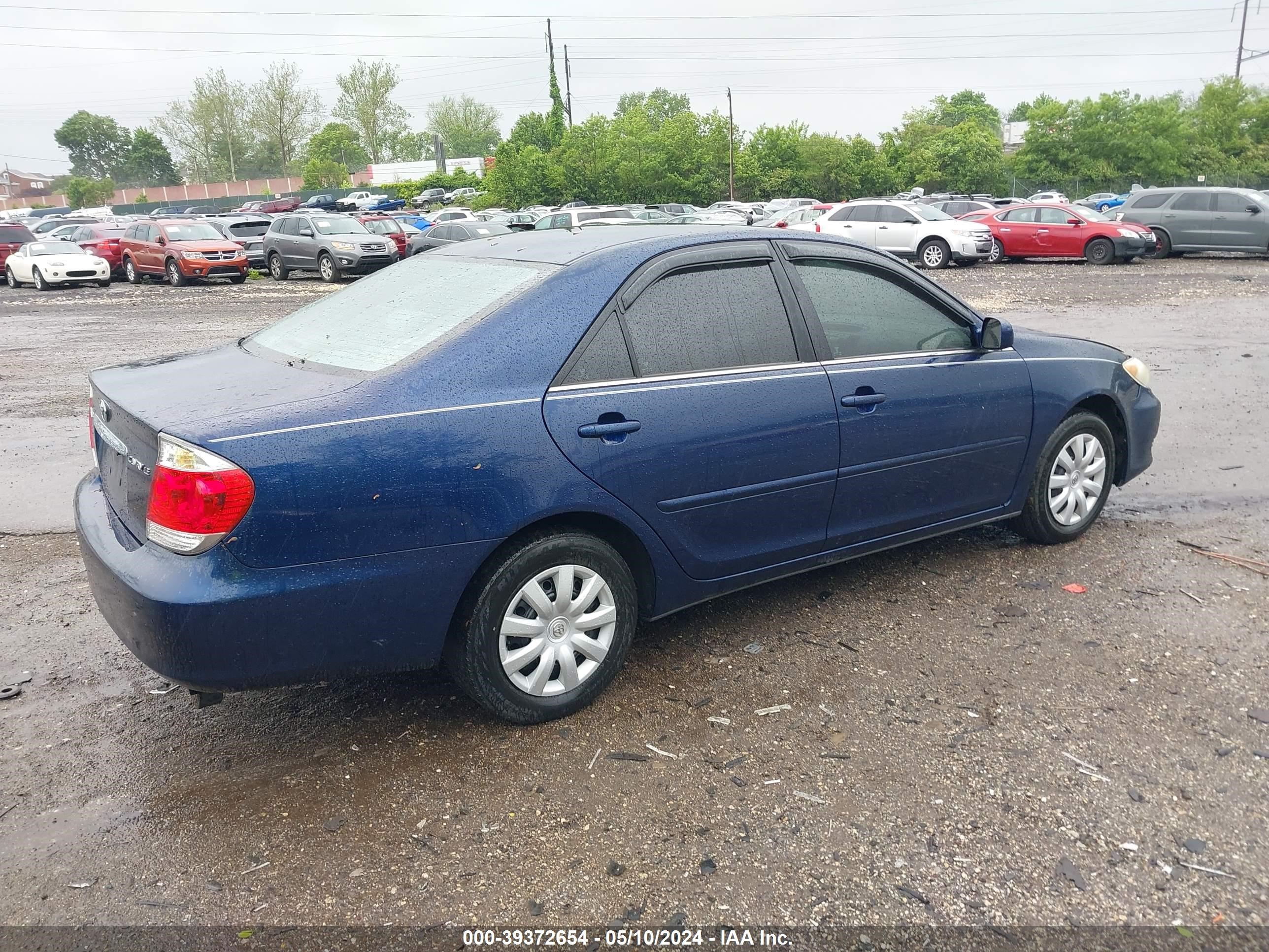 Photo 3 VIN: 4T1BE30K36U126136 - TOYOTA CAMRY 