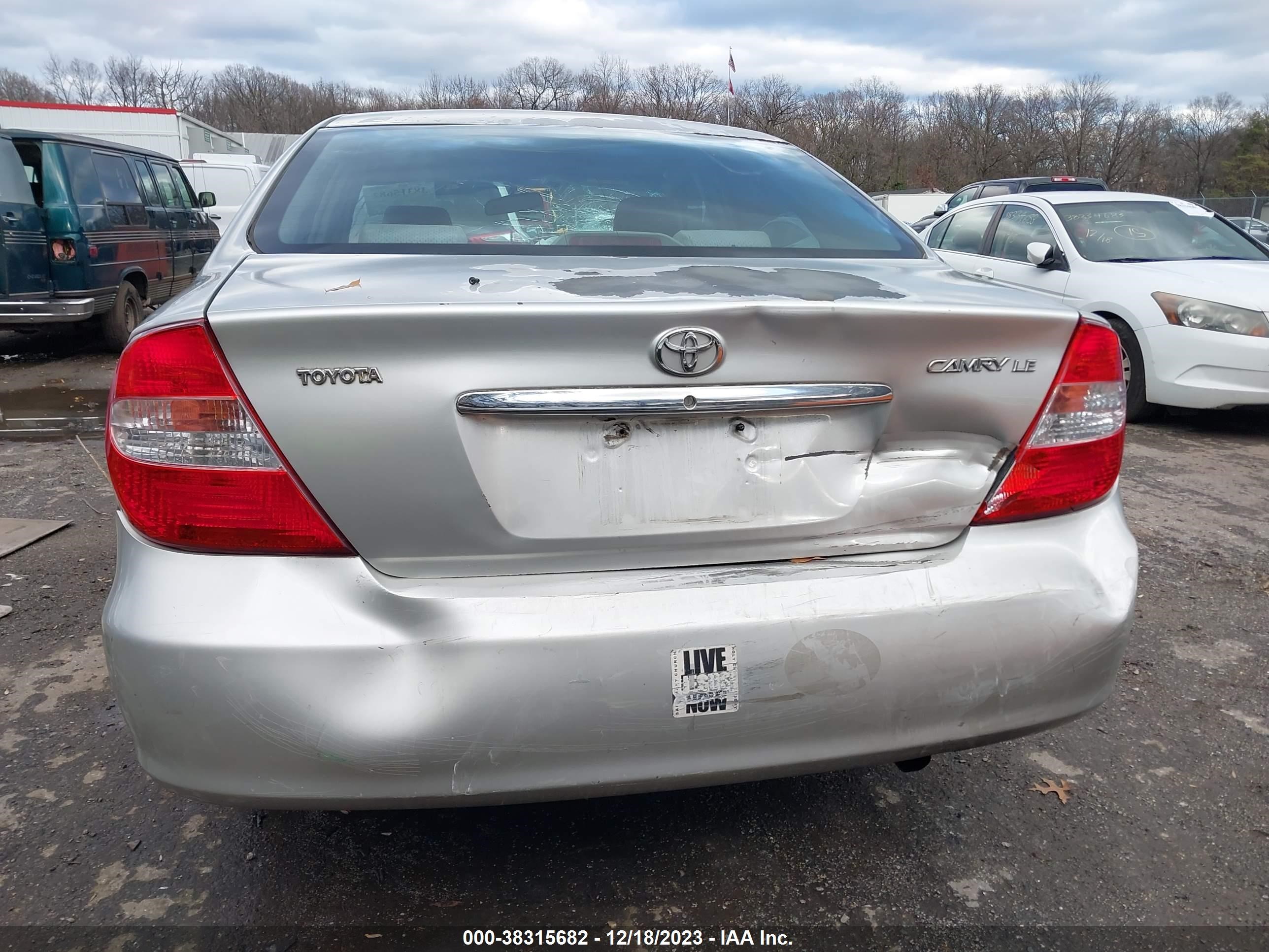 Photo 14 VIN: 4T1BE30K42U630012 - TOYOTA CAMRY 