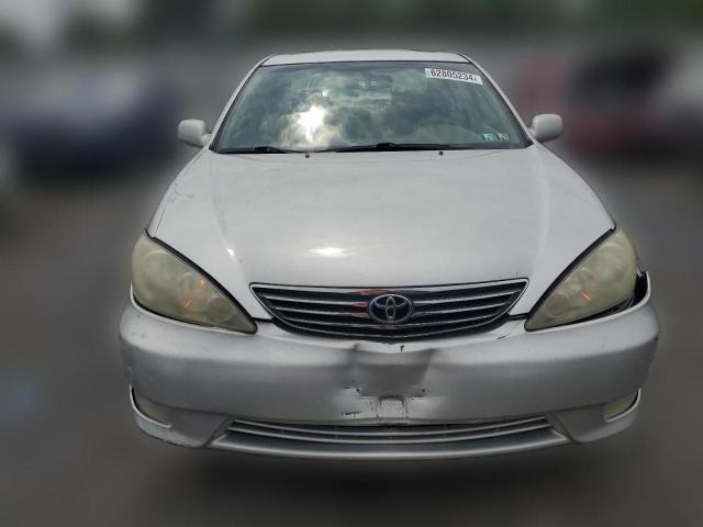 Photo 4 VIN: 4T1BE30K45U500803 - TOYOTA CAMRY 