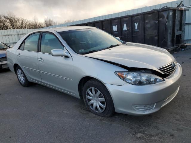 Photo 3 VIN: 4T1BE30K45U631097 - TOYOTA CAMRY 