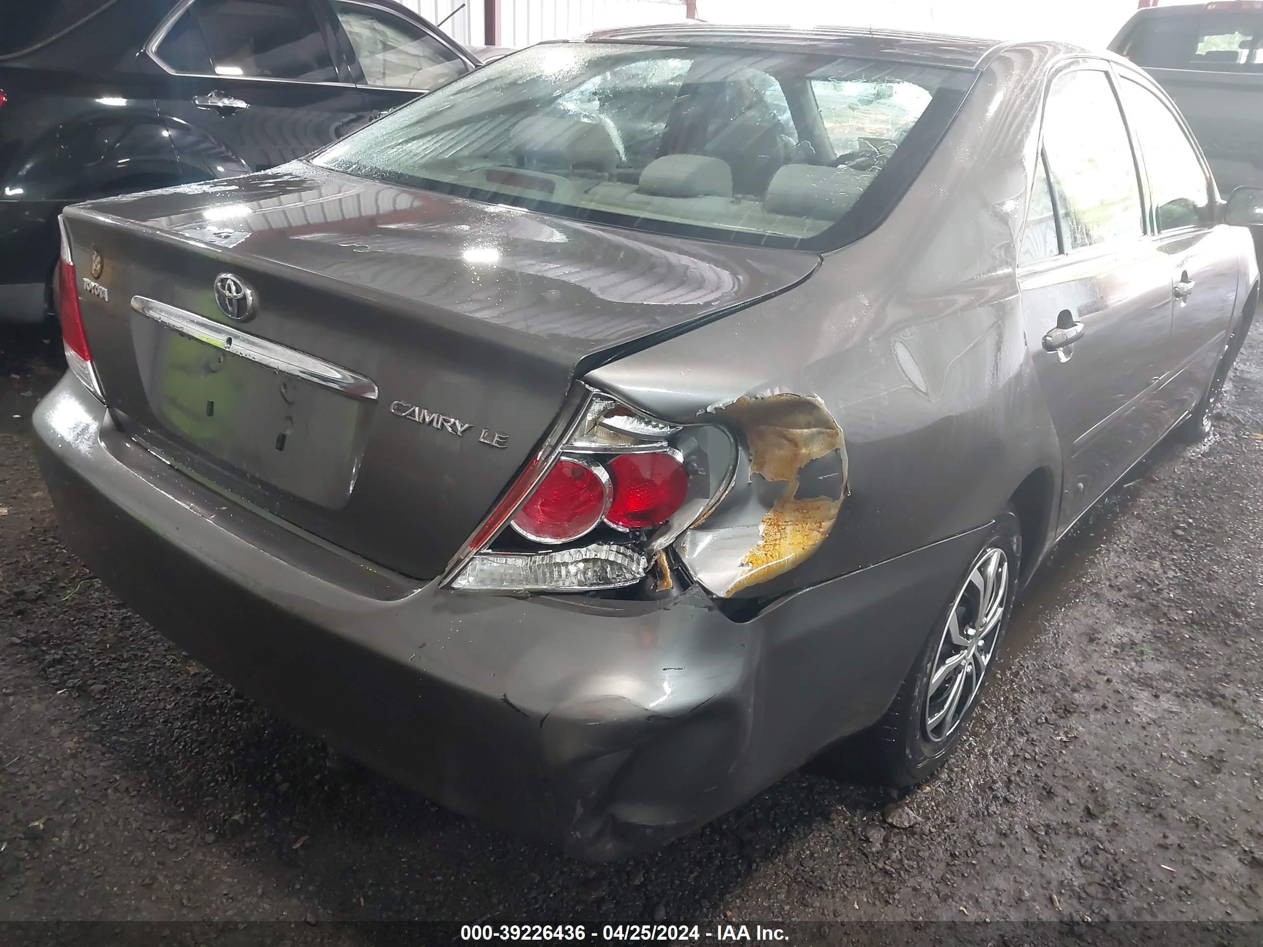 Photo 5 VIN: 4T1BE30K46U718127 - TOYOTA CAMRY 