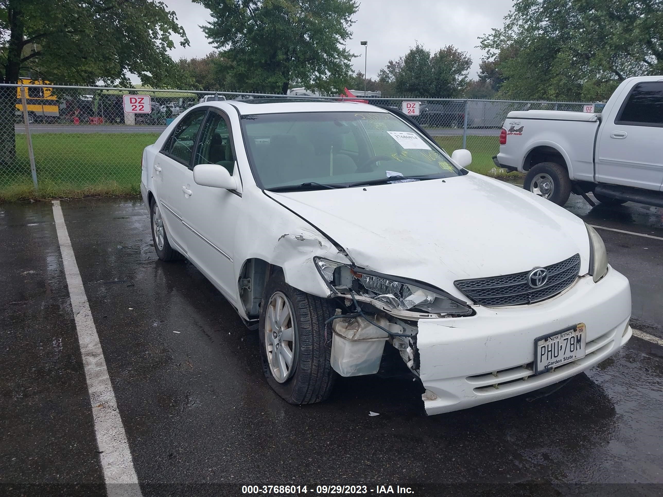 Photo 5 VIN: 4T1BE30K53U250324 - TOYOTA CAMRY 