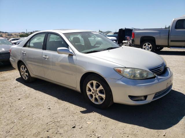 Photo 3 VIN: 4T1BE30K55U986828 - TOYOTA CAMRY 