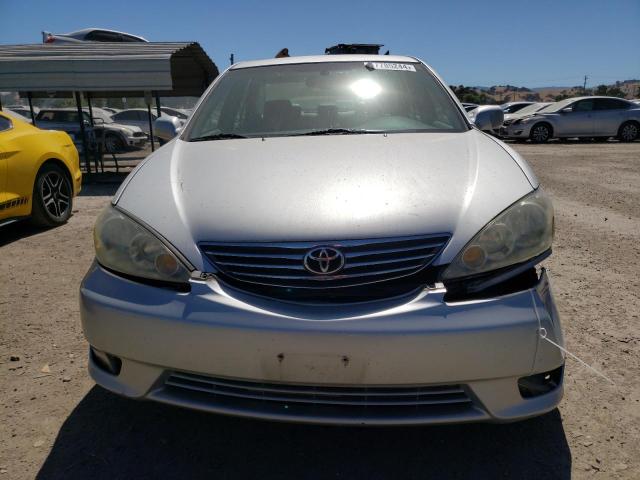 Photo 4 VIN: 4T1BE30K55U986828 - TOYOTA CAMRY 