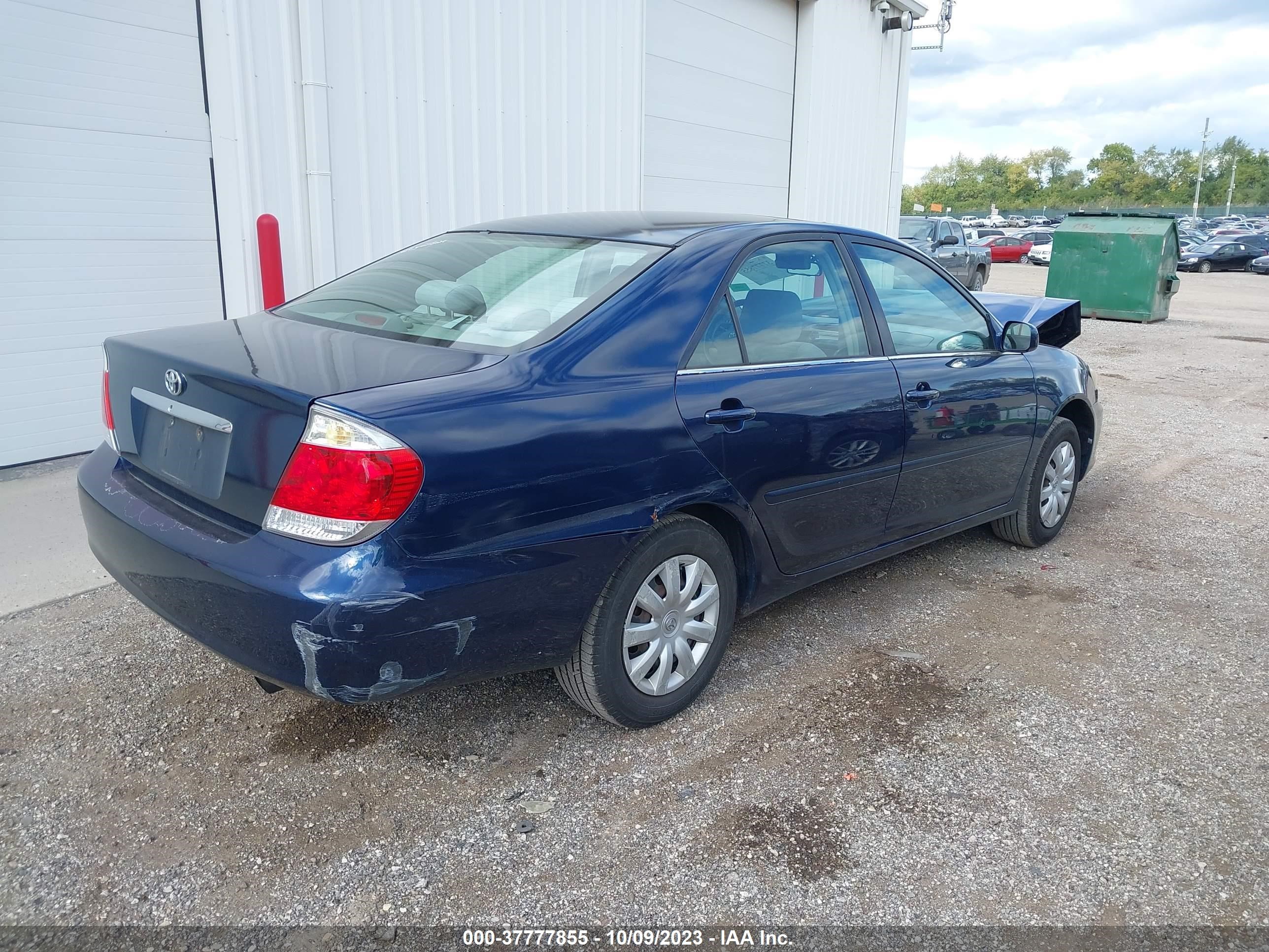 Photo 3 VIN: 4T1BE30K56U164578 - TOYOTA CAMRY 