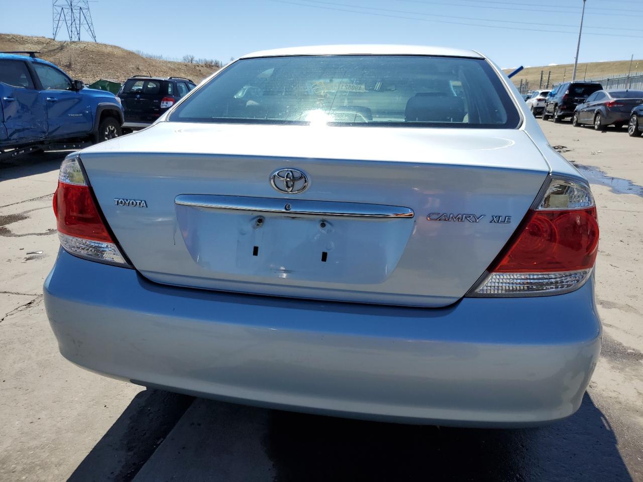 Photo 5 VIN: 4T1BE30K56U657189 - TOYOTA CAMRY 