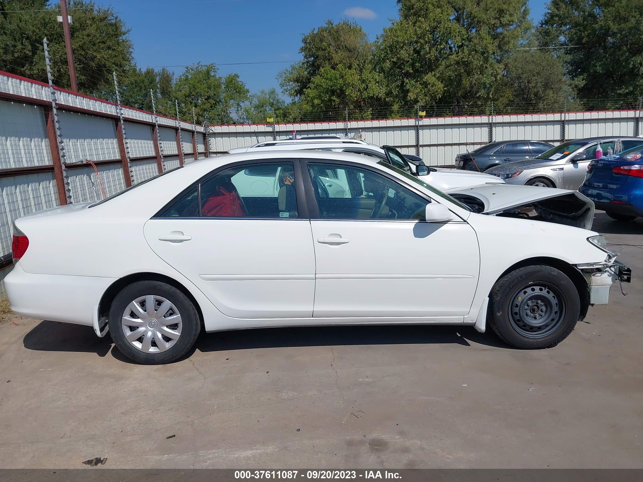 Photo 13 VIN: 4T1BE30K56U680424 - TOYOTA CAMRY 