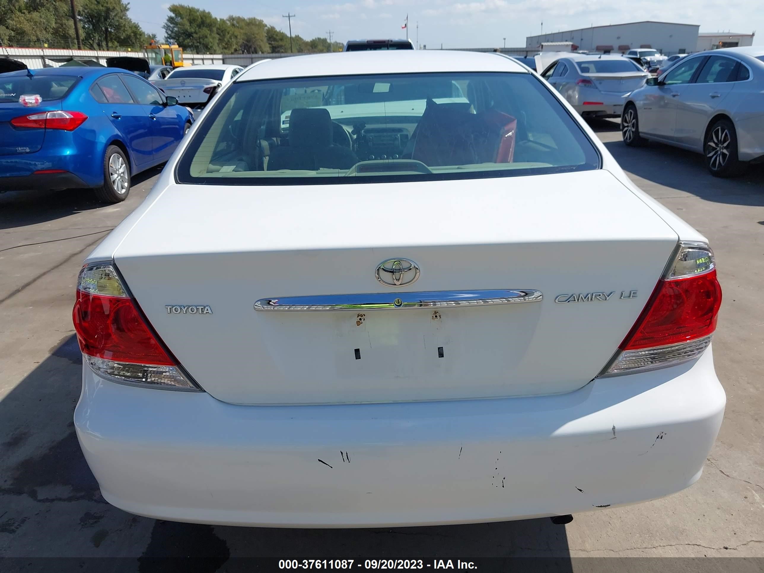 Photo 16 VIN: 4T1BE30K56U680424 - TOYOTA CAMRY 