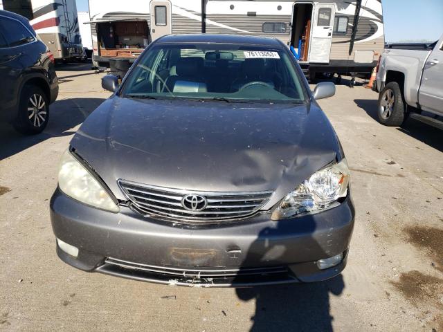 Photo 4 VIN: 4T1BE30K56U729654 - TOYOTA CAMRY 