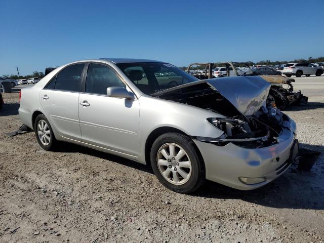 Photo 3 VIN: 4T1BE30K64U914504 - TOYOTA CAMRY LE 